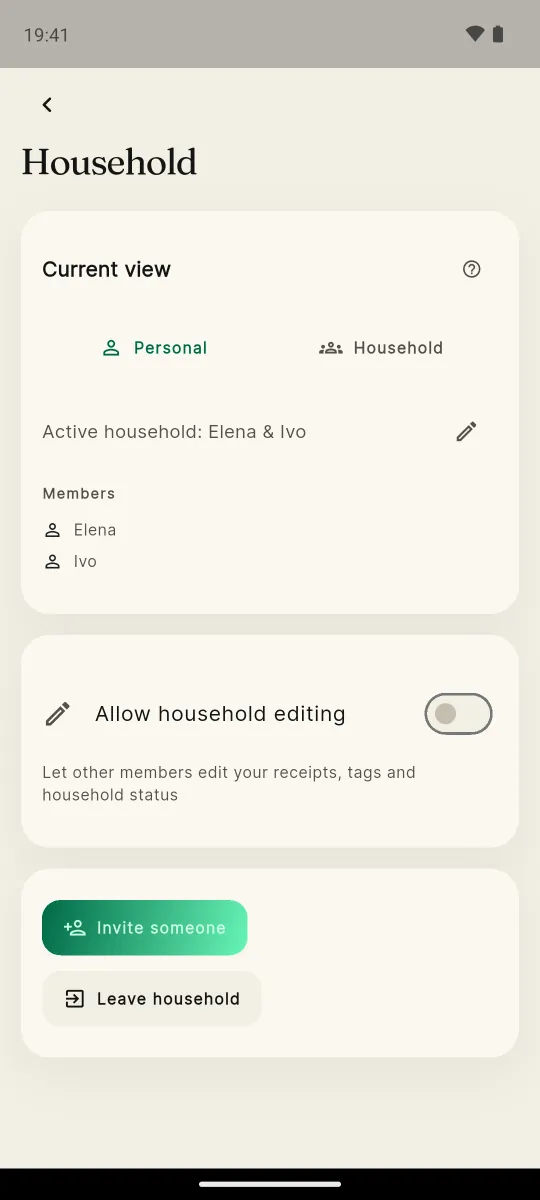 Household screen with the members and the invite option